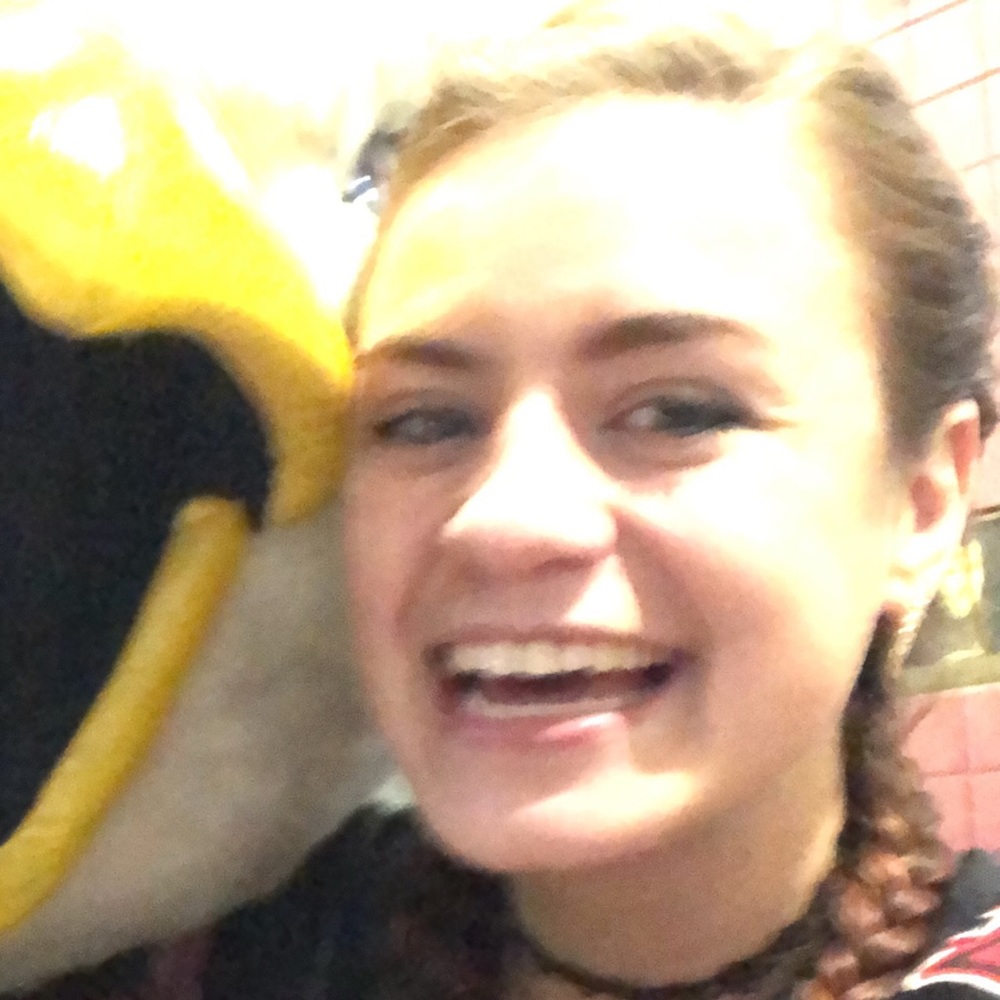 Meet your Posher, Lauren